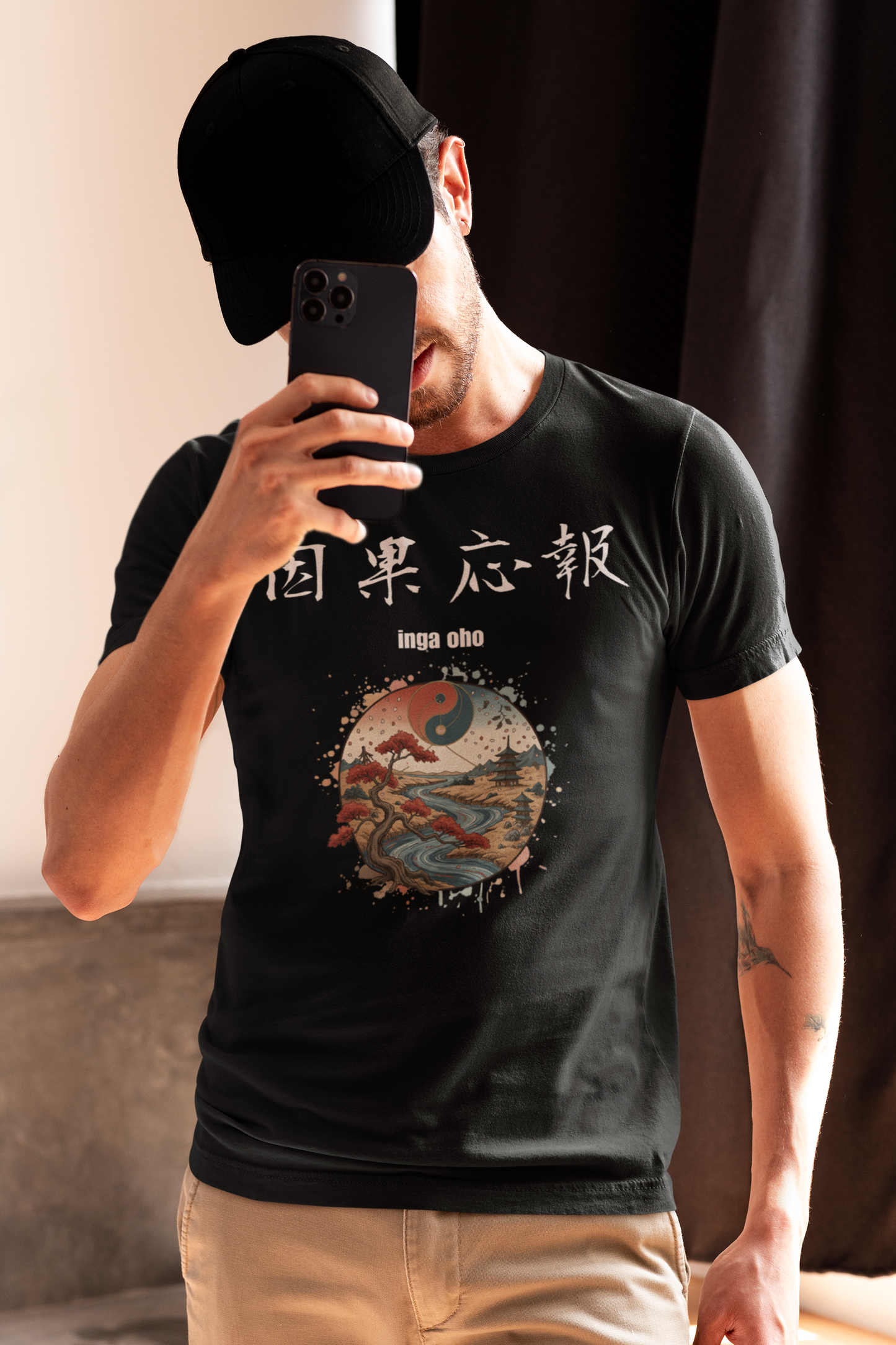 "因果応報:Once-in-a-lifetime encounter "Japanese Kanji T-shirt: Dark Edition